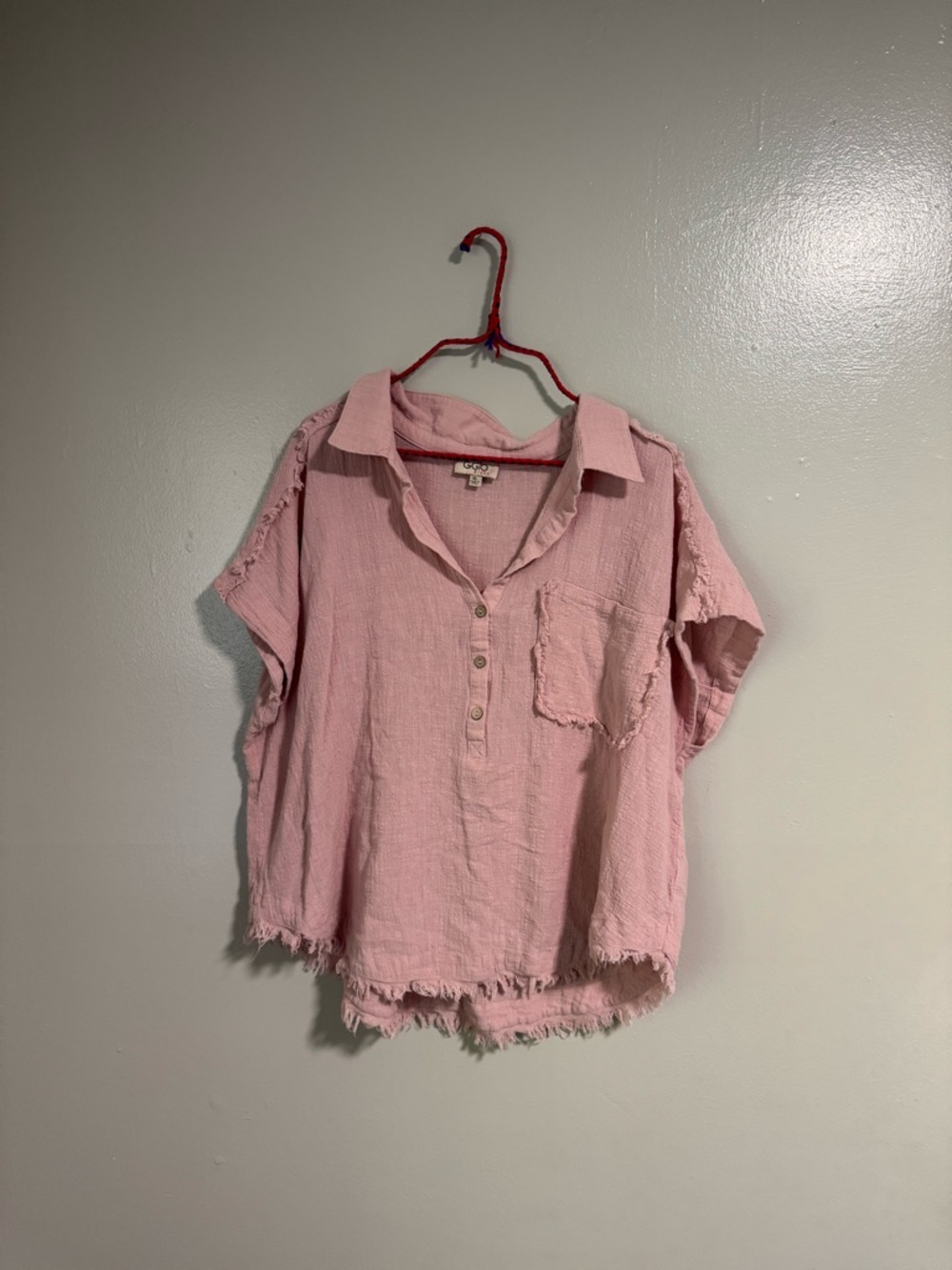 Relaxed Frayed Hem boho cotton Short-Sleeve Polo Blouse — Light Pink women’s XL
